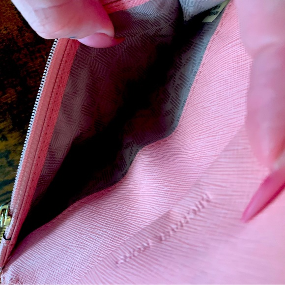 Michael Kors Wallet - Picture 6 of 6